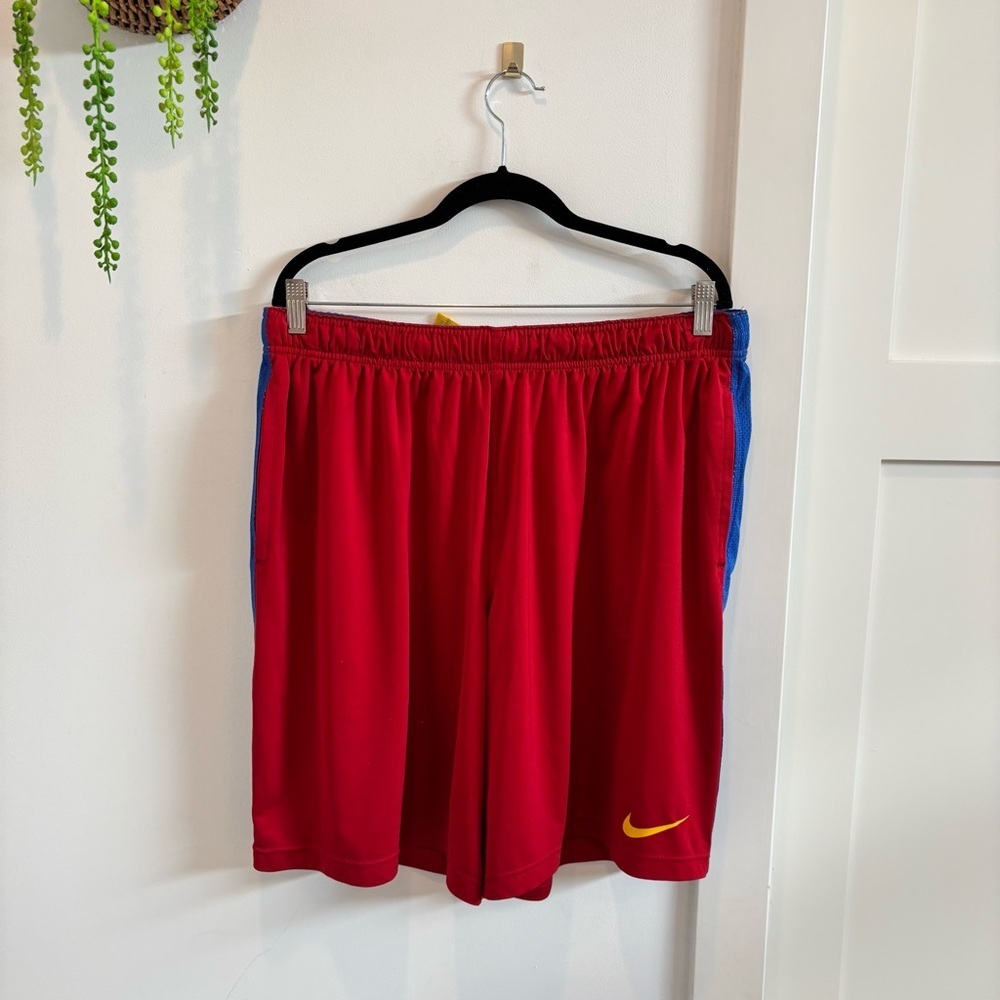 Nike Dri-Fit Mens Basketball Shorts Red Mesh Blue and Yellow Accents Size XXL